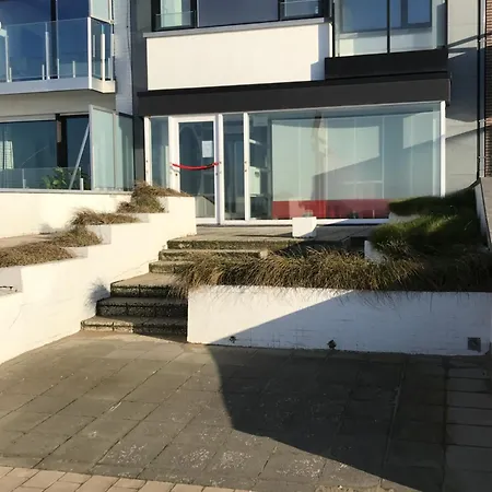 شقة Stylish With Stunning Open View On Warandeduinen *